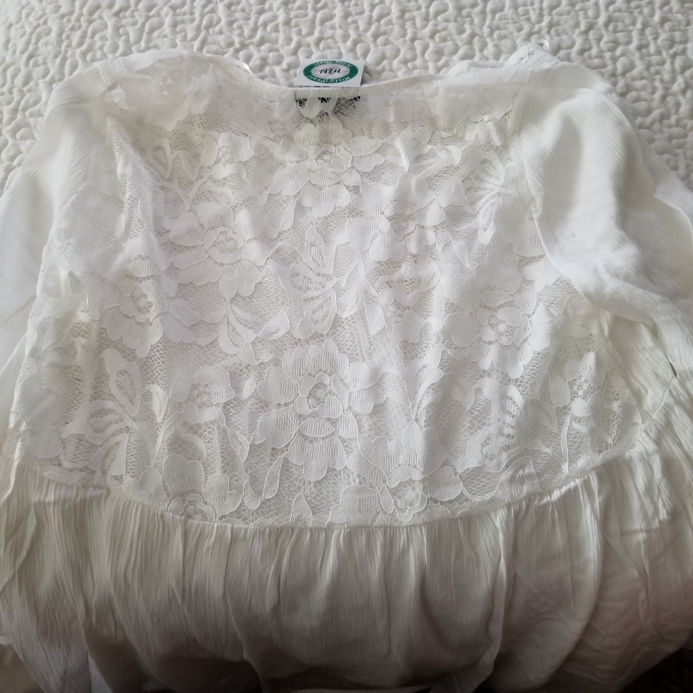 SALE !! NEW WhiteTop Lace Back Bell Sleeve S M L - Picture 4 of 8